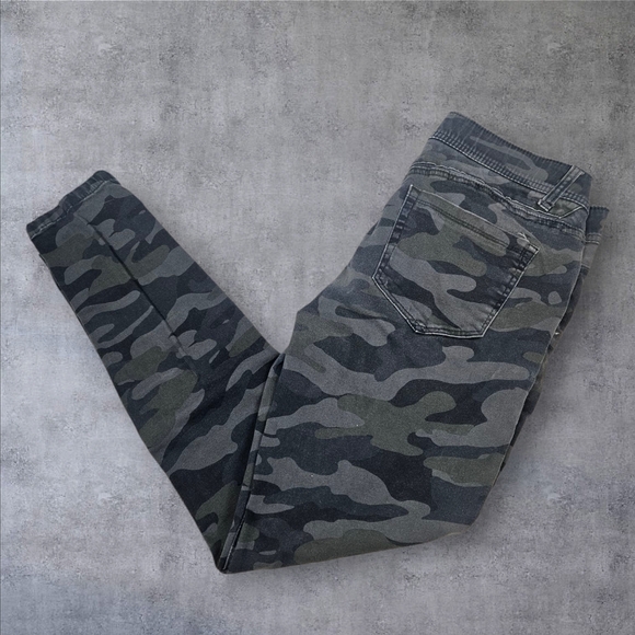 Democracy Ab Solution Dark Gray Camo Mid Rise Stretch Jeans‎ Size 8 Women's R19 - Picture 1 of 11